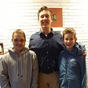 Meet your Posher, Loyce